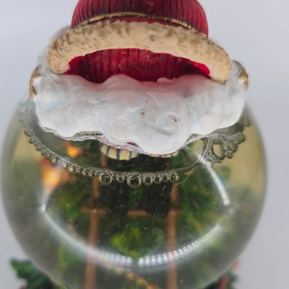 Vintage JCPenney Musical Santa Christmas Tree Snow Globe 2005 Box
